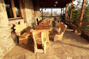 Restaurant tradicional “Ura e Bublit” në fshatin Bubël 2