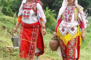 Veshjet tradicionale Lajde Kolgjeraj 1