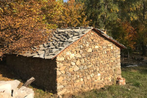 Mulliri i vjeter familjes Buzhala Shek. XIX Buzhale, Suhareke (4)