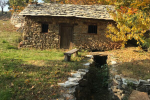 Mulliri i vjeter familjes Buzhala Shek. XIX Buzhale, Suhareke (7)